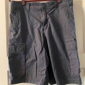 Men’s shorts size 34